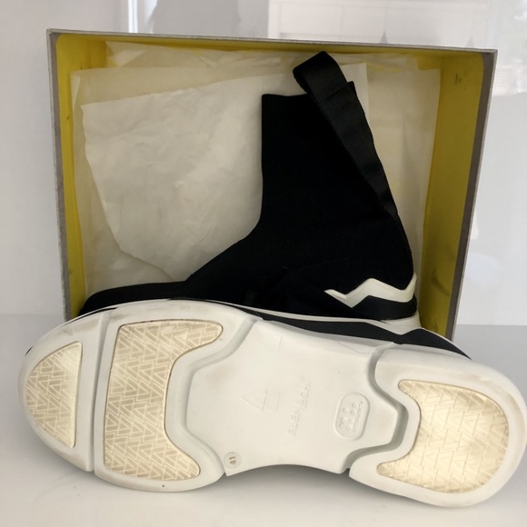 Brand-new, never worn Elena Iachi sneakers - Picture 9 of 9